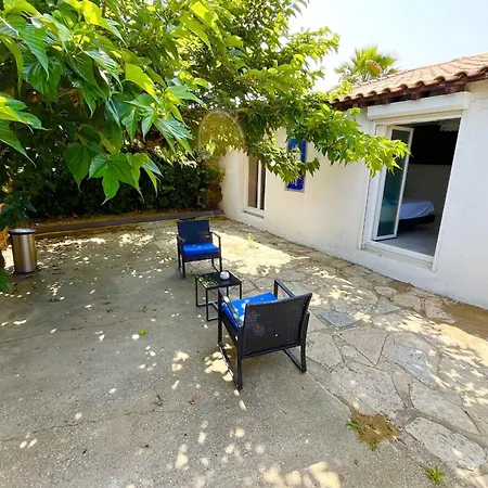The Amantis Xxl Bath And Sauna In Mauguio
